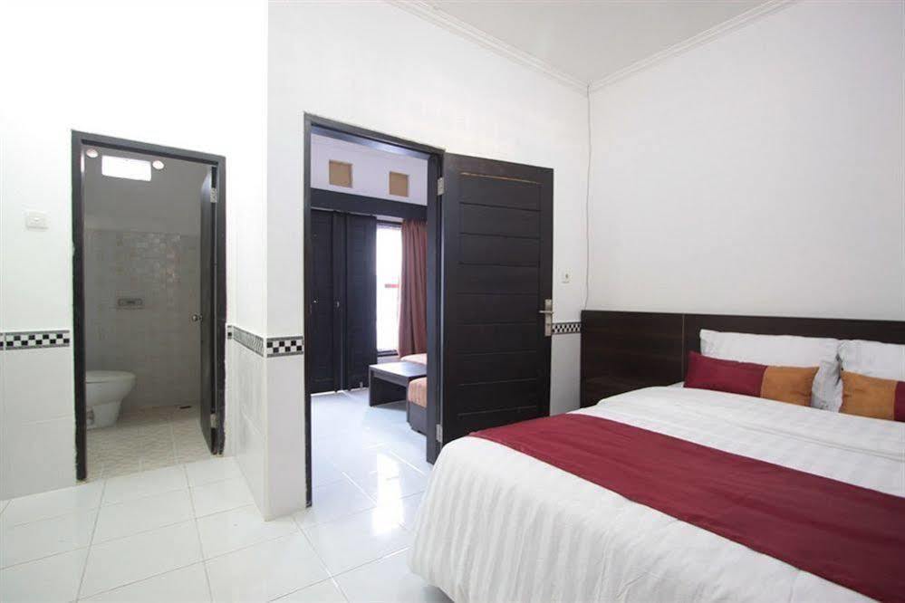 Bakung Sunset Hotel كوتا المظهر الخارجي الصورة