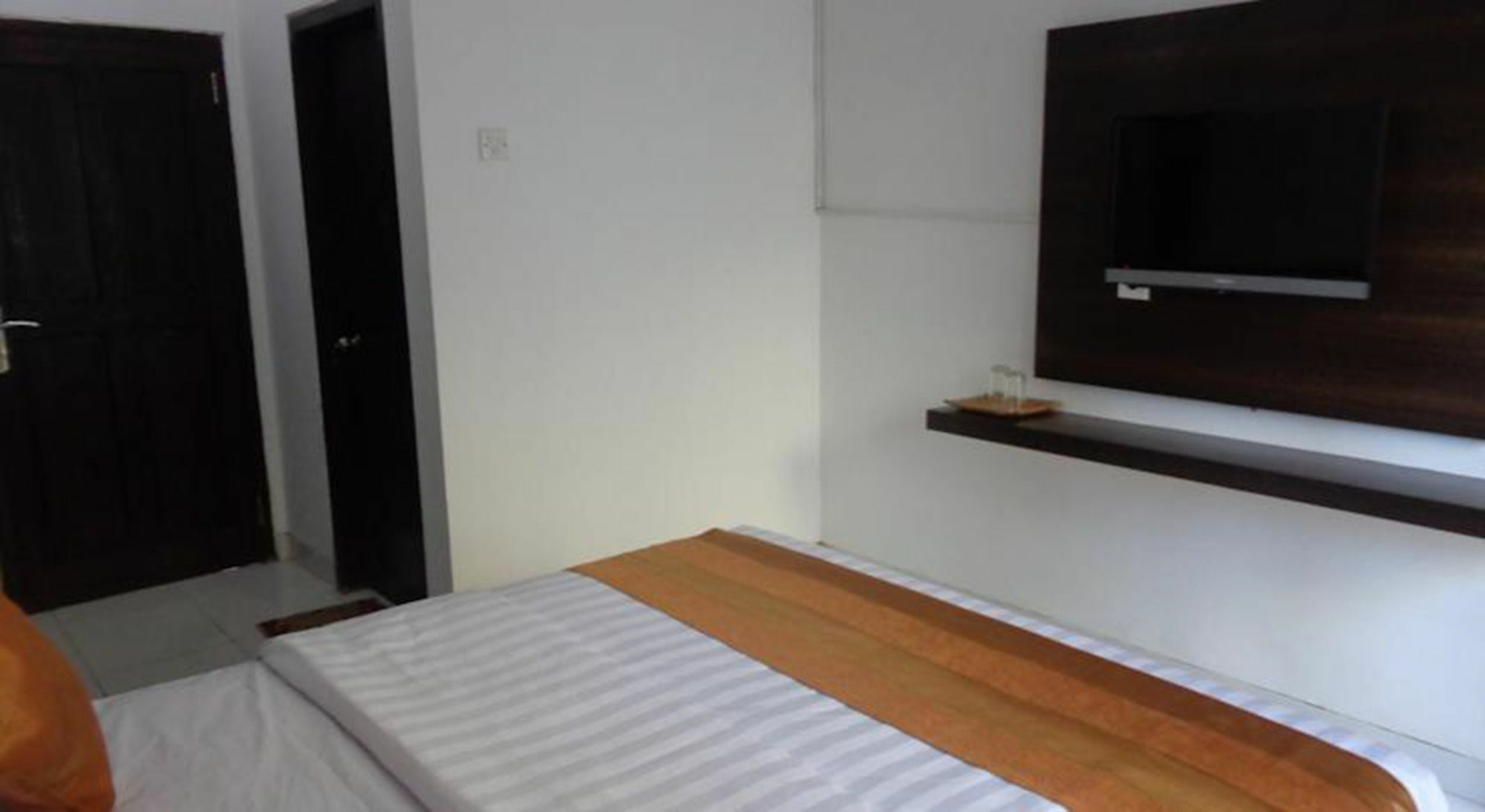 Bakung Sunset Hotel كوتا المظهر الخارجي الصورة