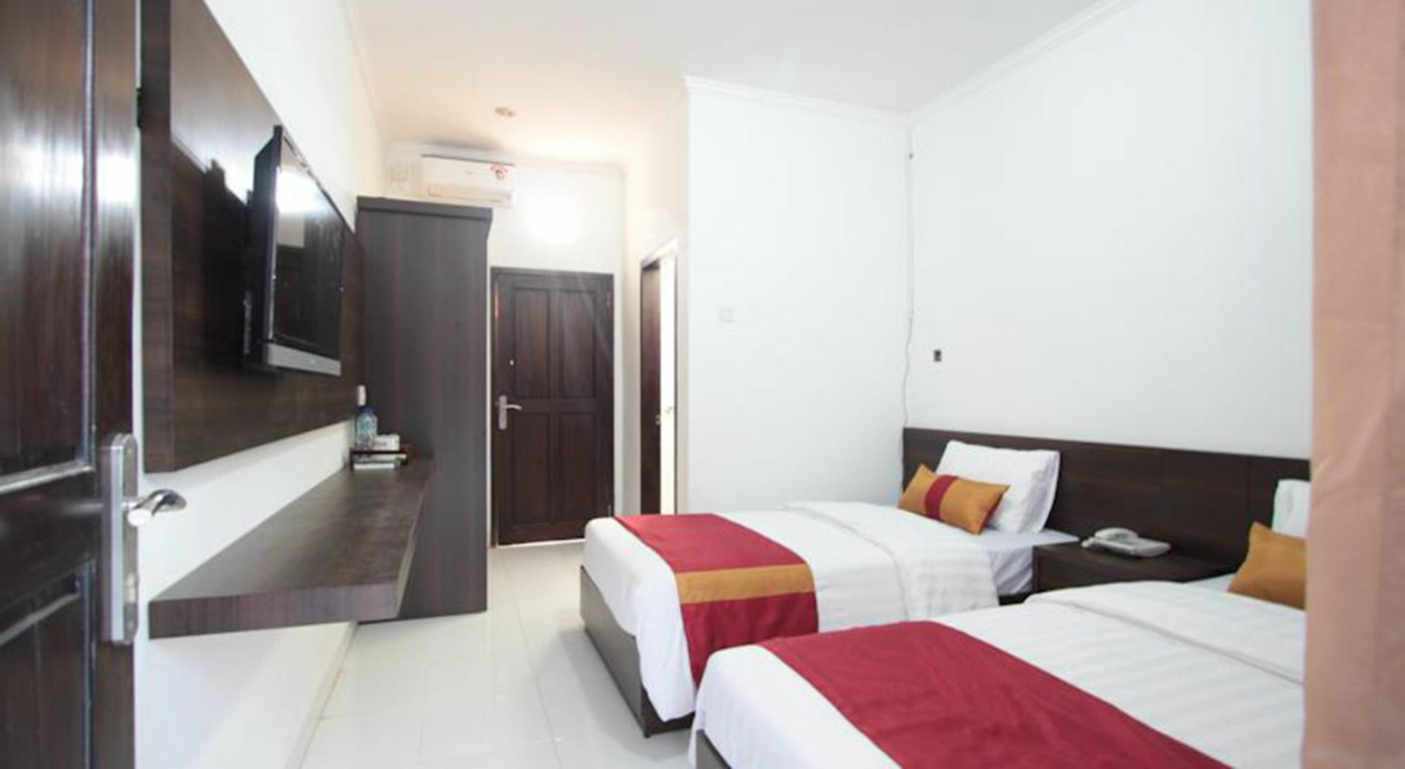 Bakung Sunset Hotel كوتا المظهر الخارجي الصورة